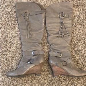 Naughty monkey taupe boots